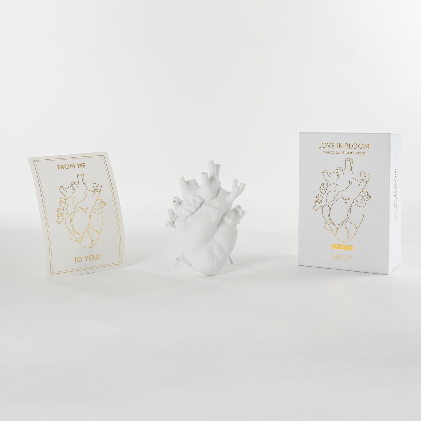 LOVE IN BLOOM - PORCELAIN HEART VASE - 09920 - WHITE