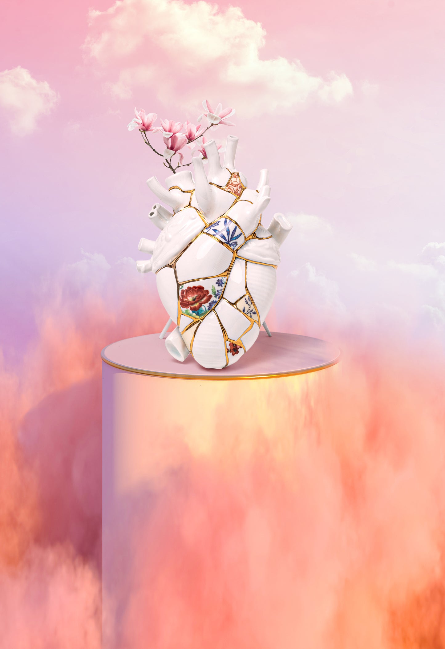 LOVE IN BLOOM KINTSUGI - PORCELAIN HEART VASE - 09929