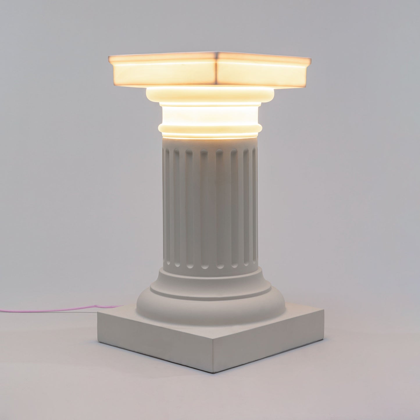 Las Vegas Side Table & Lamp - 01535