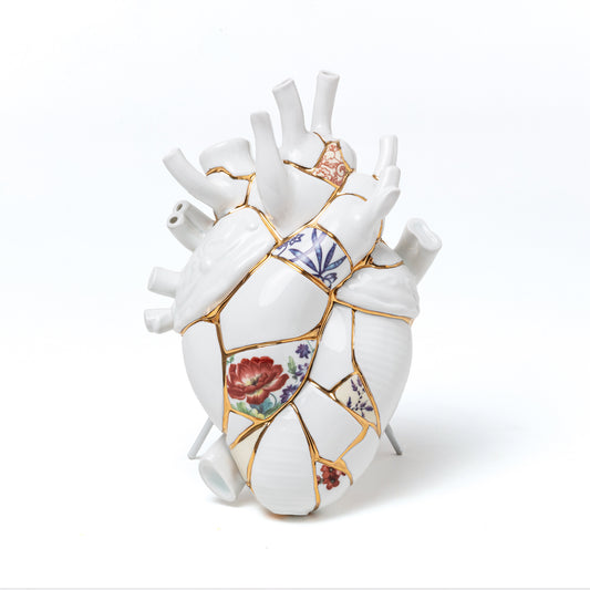 LOVE IN BLOOM KINTSUGI - PORCELAIN HEART VASE - 09929