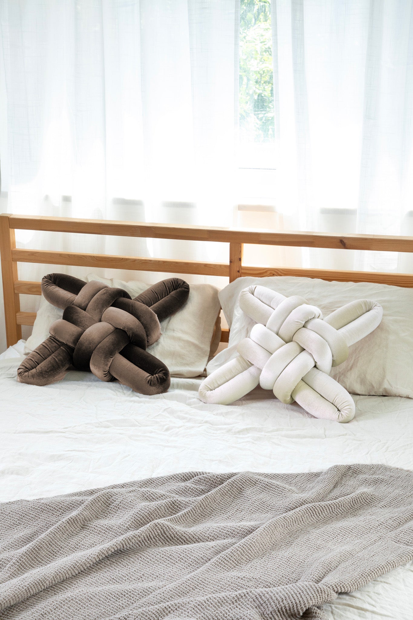 Knot Studio - Pillows